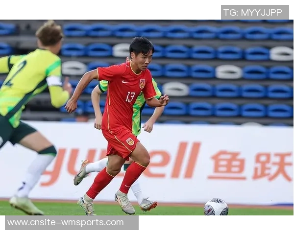 国足U16对朝鲜比赛中体能透支明显边路传球手短缺成制约因素