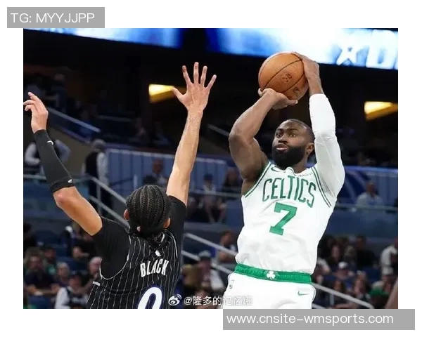 杰伦布朗状态起伏明显今日仅得14分8板4助上场却狂轰50分引发关注