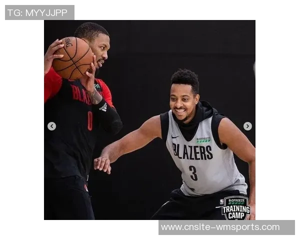 卡梅隆托马斯谈替补身份是否沮丧表示无可奉告引发关注