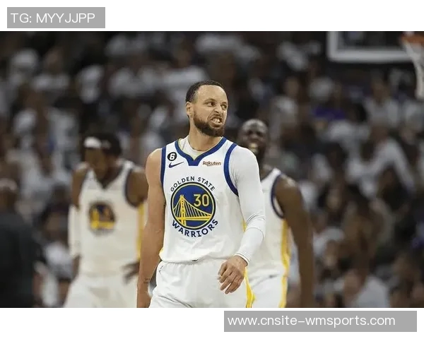 桑德斯称赞库里伟大只专注于提升自身表现